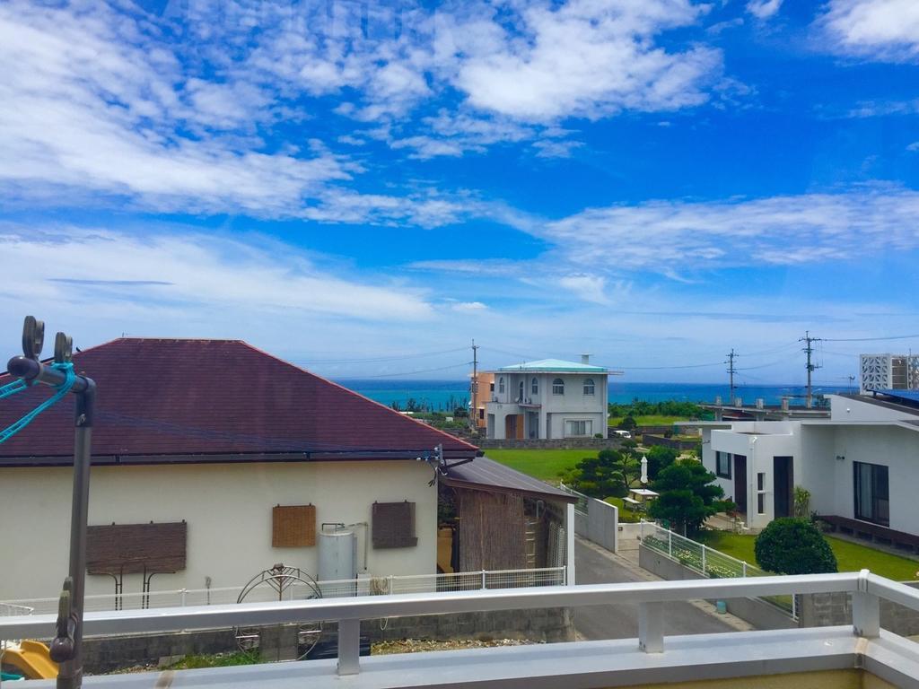 Guest House Route 6 Yomitan Luaran gambar
