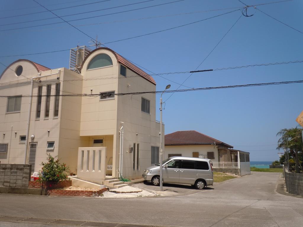 Guest House Route 6 Yomitan Luaran gambar